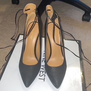 Black heels , tie ankle